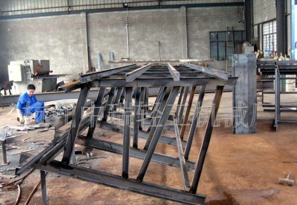 橋梁、隧道、公路等鋼模板(圖)