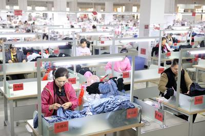 “內衣小鎮”織出500億元“里子產業”